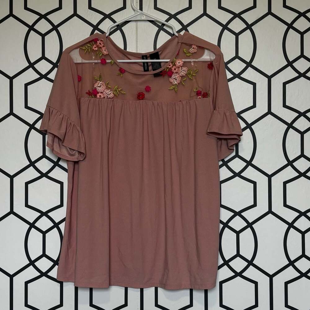 Kristin Nicole Floral Embroidered Mesh Yoke Ruffle Sleeve Top XL